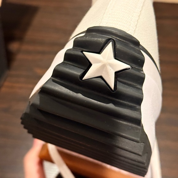 Converse White Platform Hike High-Top Sneakers - Picture 3 of 8